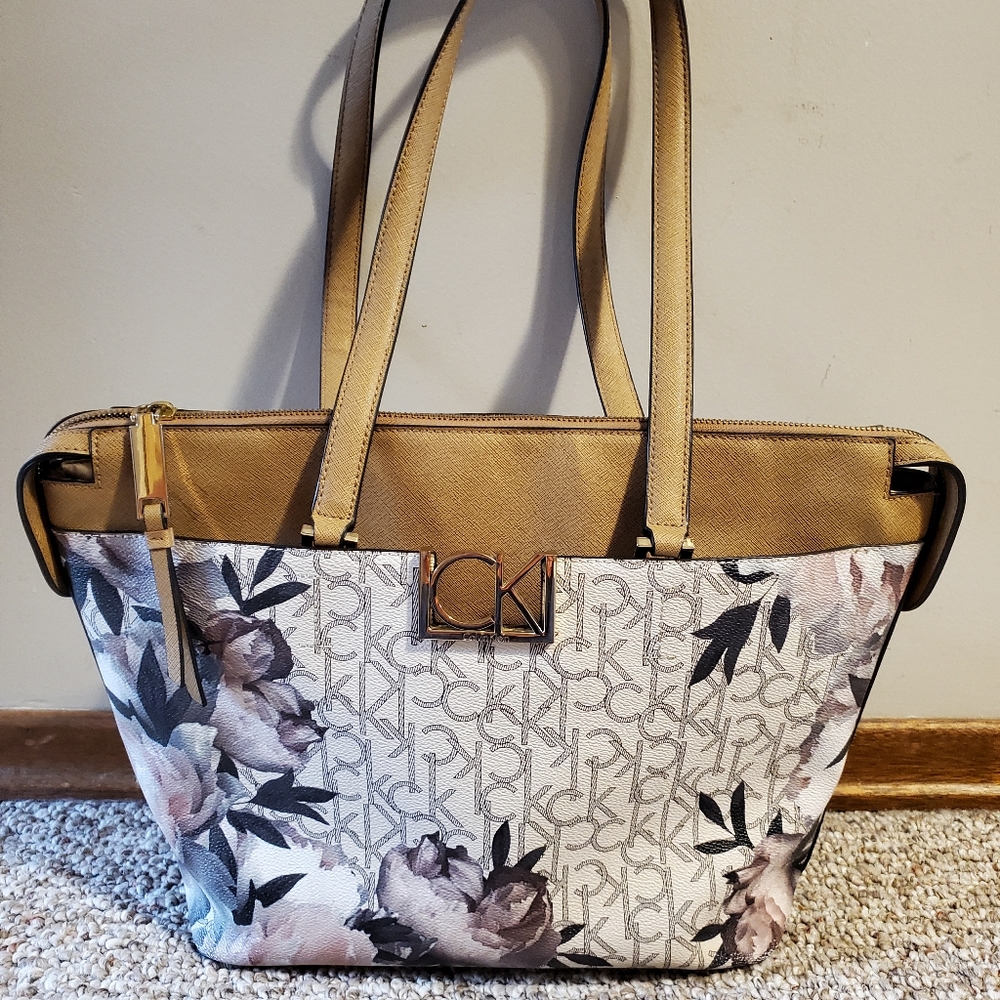 Calvin Klaine floral tote